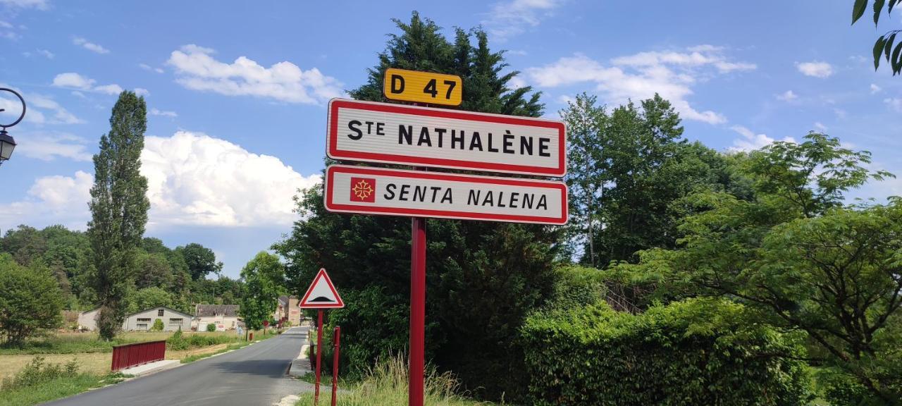 Aux Couleurs D'Esteil Sainte-Nathalène Dış mekan fotoğraf